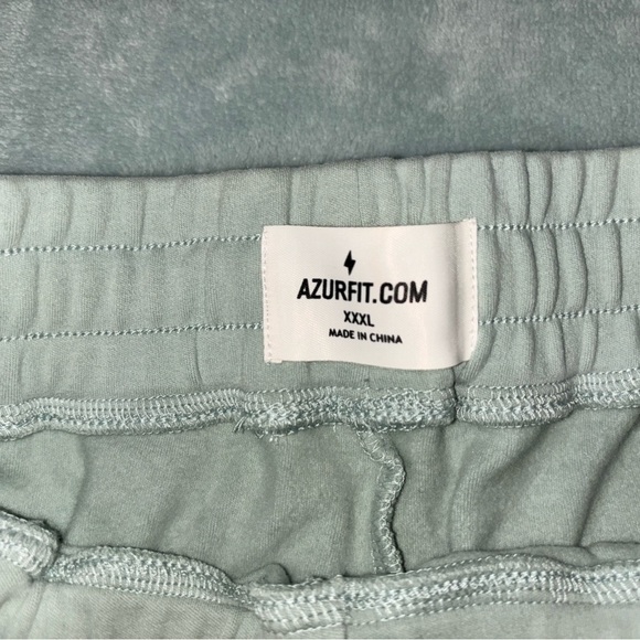 Azur Fit sweat short - Picture 2 of 3